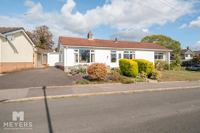 2 Bedroom Detached Bungalow For Sale In Freemans Lane, Wimborne, BH21