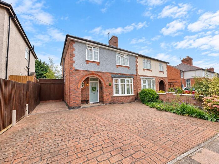 3 Bedroom Semi-Detached House For Sale In Park Hill Drive, Aylestone, Leicester, LE2