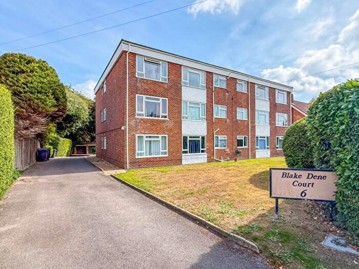 2 Bedroom Apartment To Rent In Blakedene Court, Stourwood Road, Southbourne, BH6