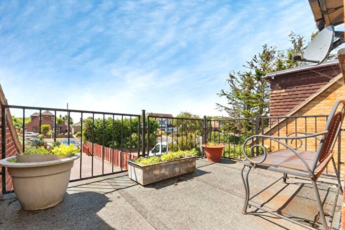 4 Bedroom Detached House For Sale In Point Clear Road, St. Osyth, Clacton-On-Sea, Essex, CO16