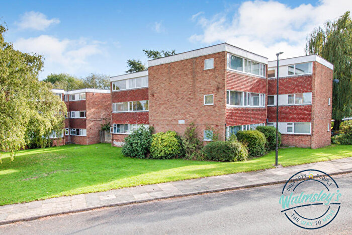 2 Bedroom Apartment For Sale In Greendale Road, Whoberley, Coventry, CV5