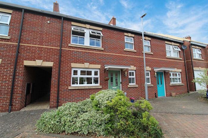 3 Bedroom Terraced House To Rent In Gate Reach, Exeter, EX2