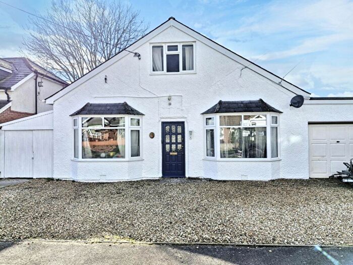 5 Bedroom Bungalow For Sale In Wraxhill Road, Yeovil, Somerset - Self Contained Annexe, BA20