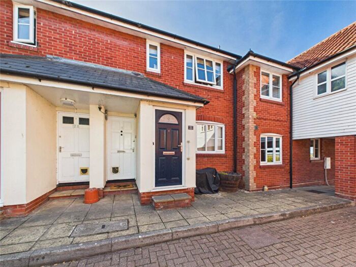 1 Bedroom Apartment For Sale In Trinity Road, Manningtree, Essex, CO11
