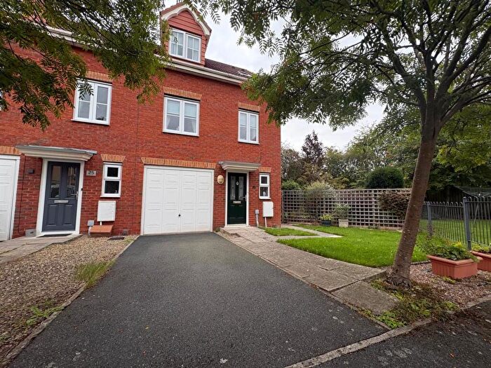 3 Bedroom Semi-Detached House For Sale In Ainderby Gardens, Northallerton, DL7