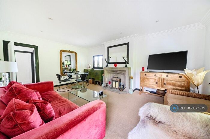 2 Bedroom Maisonette To Rent In Broomfield Park, Ascot, SL5