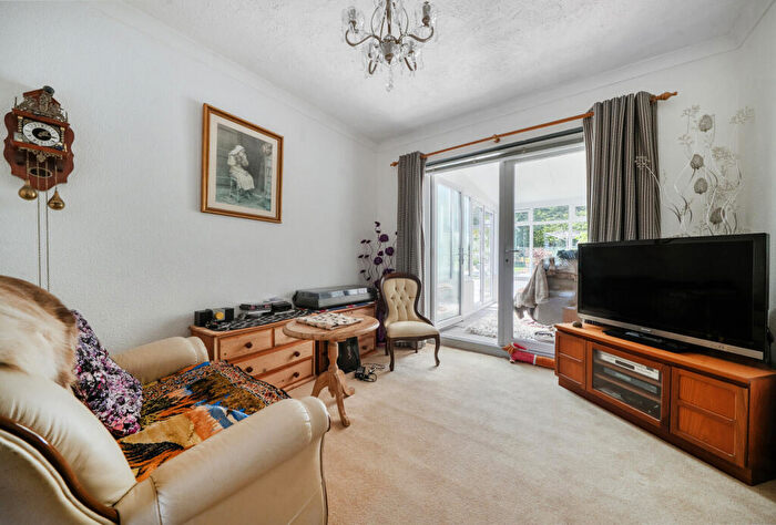 2 Bedroom Bungalow For Sale In The Hollow, Bath, Somerset, BA2