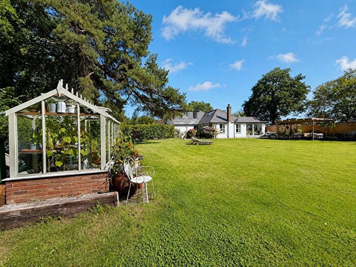 4 Bedroom Detached House For Sale In Robin Hood Lane, Sutton Green, Guildford, GU4
