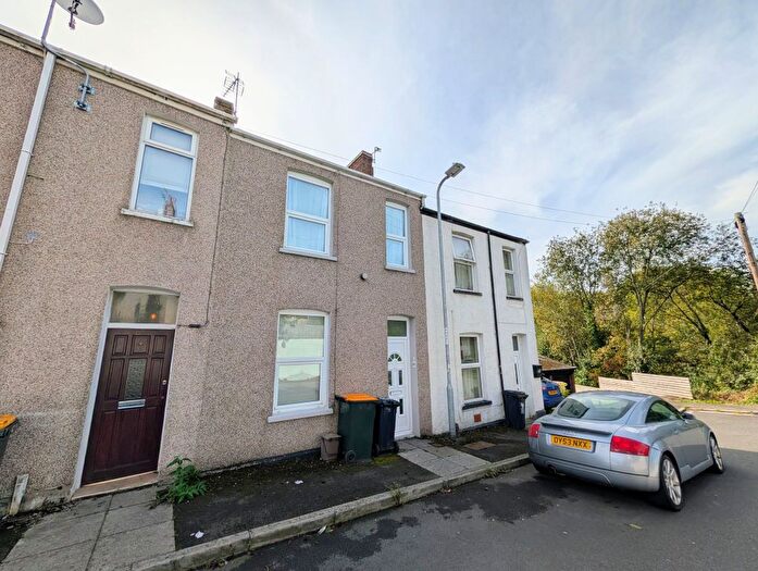 2 Bedroom Terraced House To Rent In Lambert Street, Newport, NP20