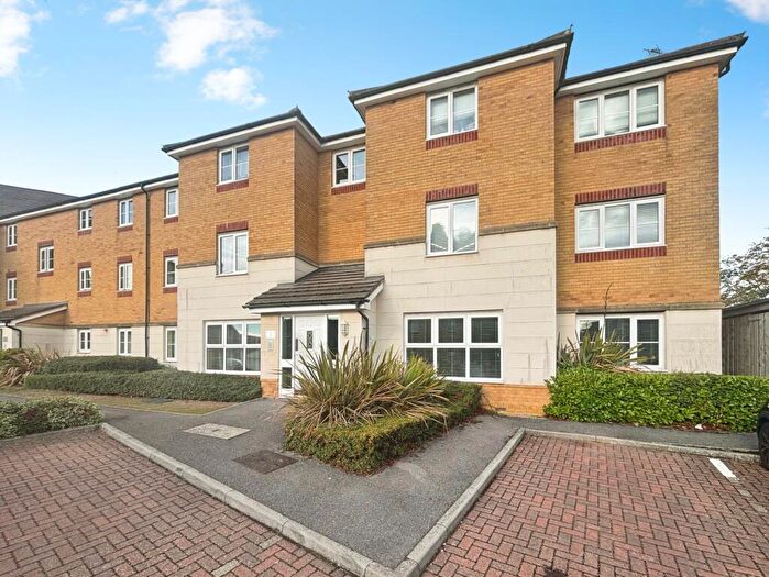 2 Bedroom Apartment For Sale In Somerville Rise, Sovereign Fields, Easthampstead, RG12