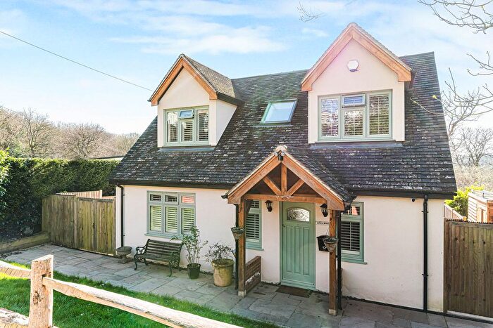 4 Bedroom Detached House For Sale In Leafy Grove, Keston, BR2