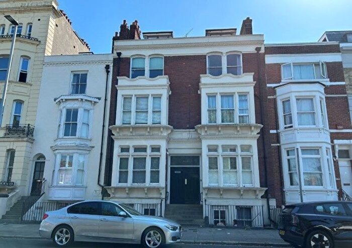 2 Bedroom Flat For Sale In Flat, Hampshire Terrace, Portsmouth, Hampshire, PO1