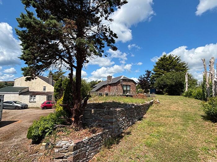 8 Bedroom Detached House For Sale In Mill Farm And Mill Farm Barn, Mill Road, Millbrook, PL10