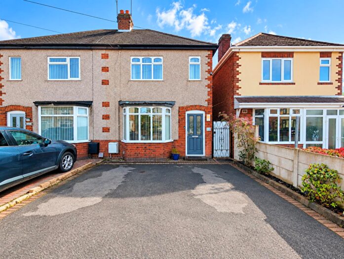3 Bedroom Semi-Detached House For Sale In Green Lane, Nuneaton, CV10