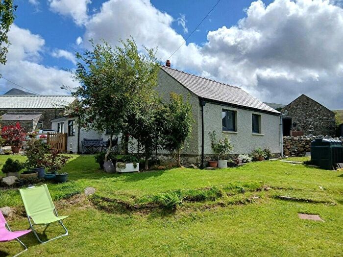 3 Bedroom Detached House For Sale In Gerlan, Bethesda, Bangor, Gwynedd, LL57