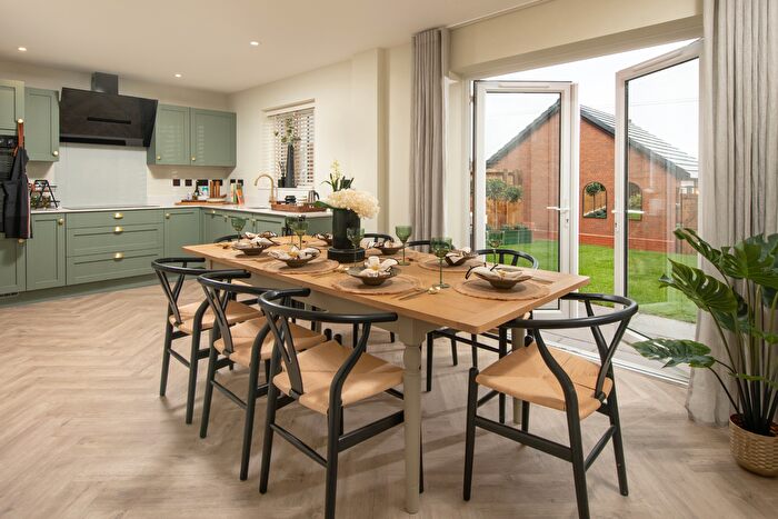 4 Bedroom Detached House For Sale In Glatton Road, Sawtry, Huntingdon, PE28