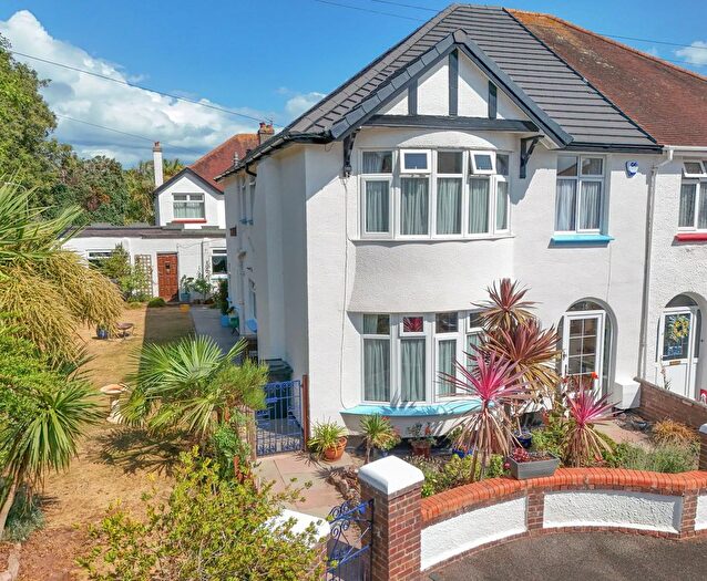 4 Bedroom Semi-Detached House For Sale In Wilbarn Road, Paignton, TQ3