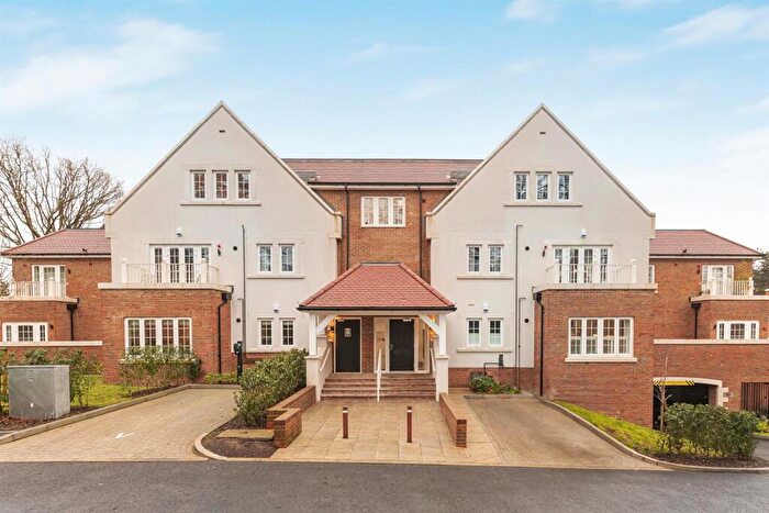 2 Bedroom Apartment To Rent In Merrileas Drive, Oxshott, Leatherhead, KT22
