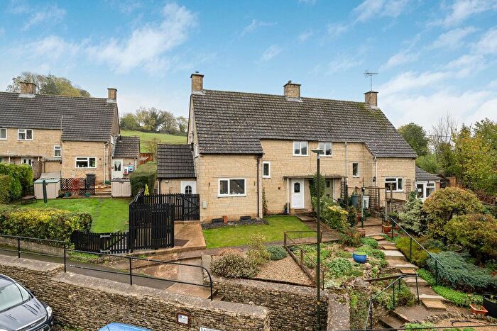 3 Bedroom Semi-Detached House For Sale In Bankside, North Cerney, Cirencester, GL7
