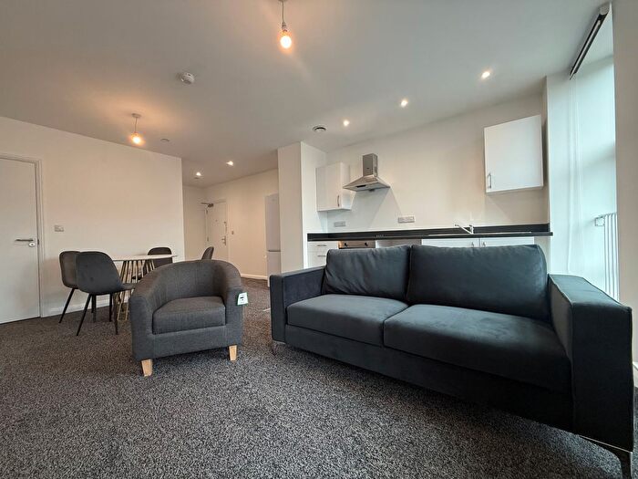 2 Bedroom Flat To Rent In Coventry, CV1