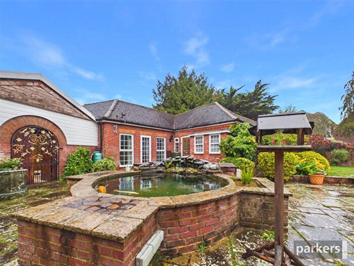 2 Bedroom Bungalow To Rent In Manor House Court, Heath Road, Reading, Berkshire, RG6