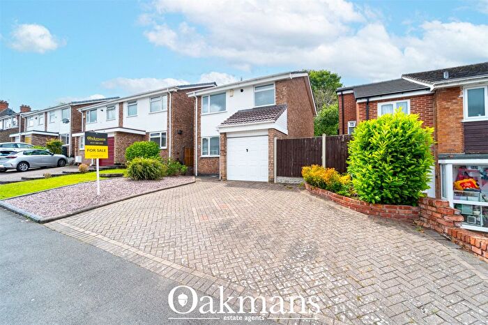 3 Bedroom Detached House For Sale In Frederick Road, Birmingham, B29