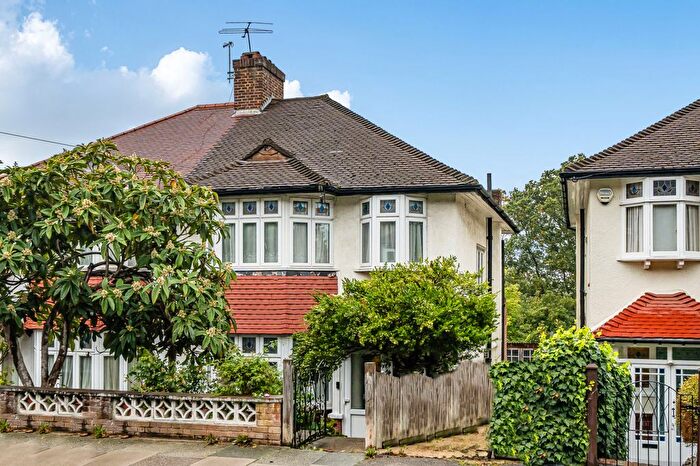 3 Bedroom Semi-Detached House For Sale In Westwood Park, London, SE23
