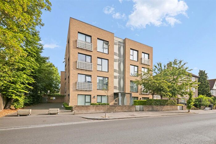 1 Bedroom Flat For Sale In Western Road, Southall, UB2