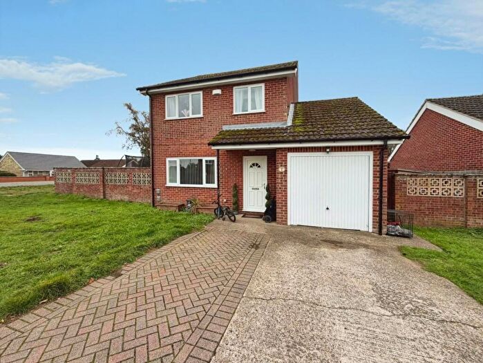 3 Bedroom Detached House For Sale In Edmund Road, Brandon, IP27