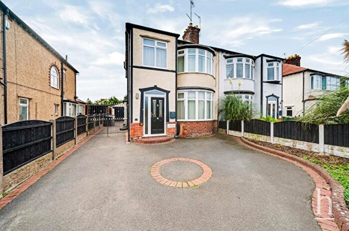 3 Bedroom Semi-Detached House For Sale In Saughall Massie Road, Saughall Massie, CH49