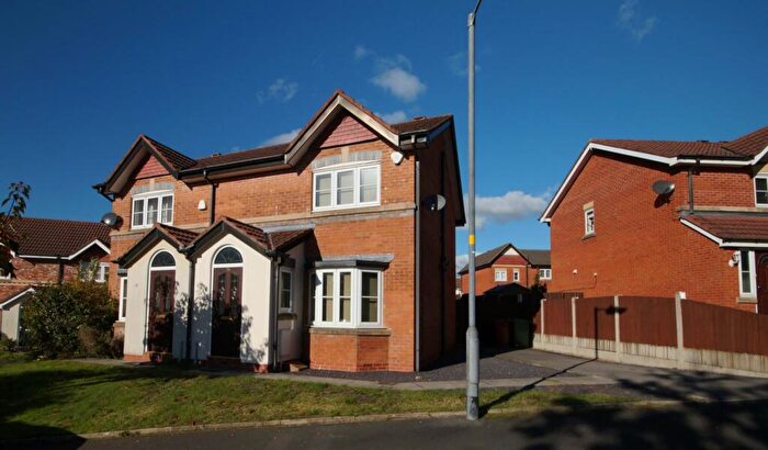 3 Bedroom Semi-Detached House To Rent In Lowerbrook Close, Horwich, BL6