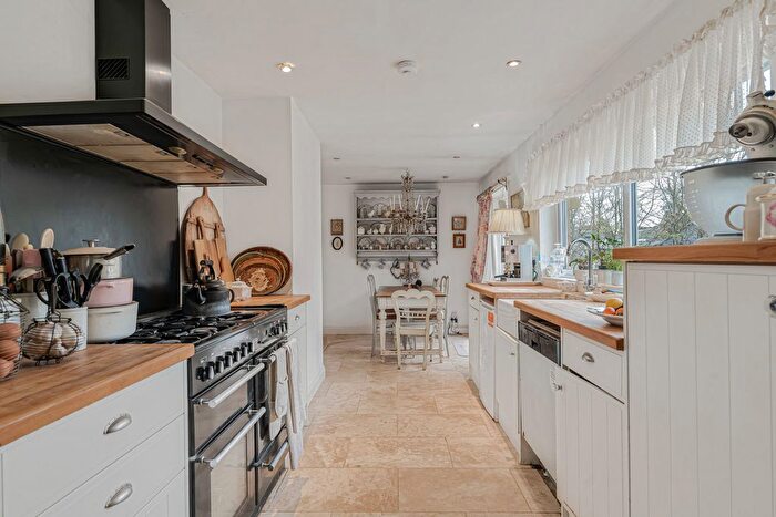 3 Bedroom Detached House For Sale In Cherry Tree Drive, Cirencester, Gloucestershire, GL7