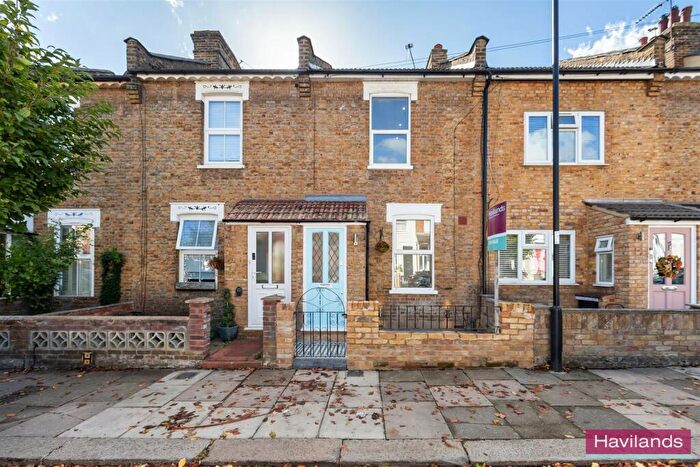 2 Bedroom Terraced House For Sale In Sterling Road, Enfield, EN2