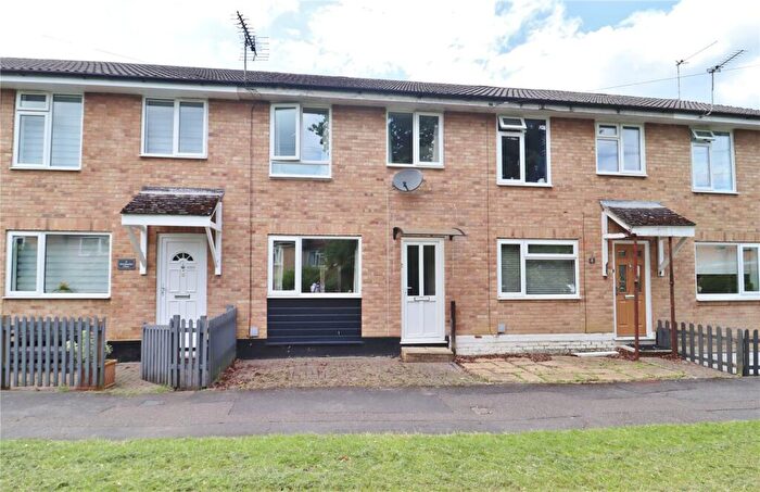 3 Bedroom House To Rent In Woodpecker Close, Verwood, Dorset, BH31