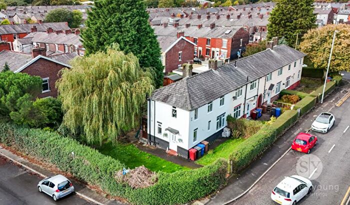3 Bedroom End Of Terrace House For Sale In Sunny Bank Road, Blackburn, BB2