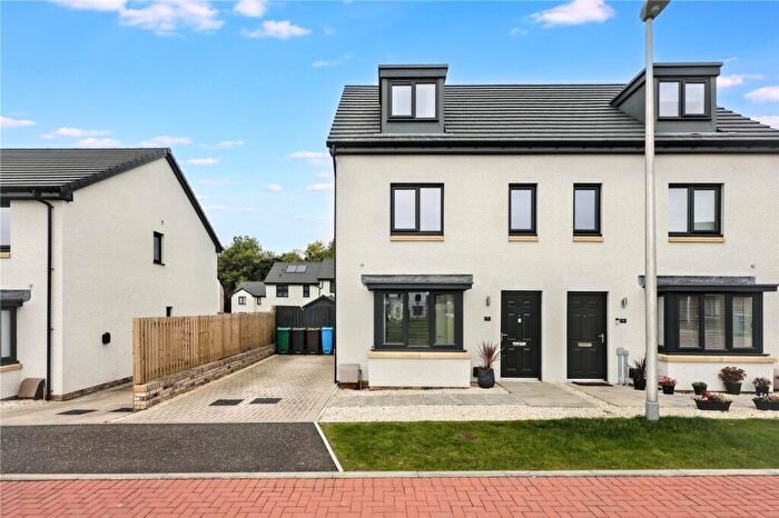3 Bedroom Semi-Detached House For Sale In Dalzell Park, Glenrothes, Fife, KY7