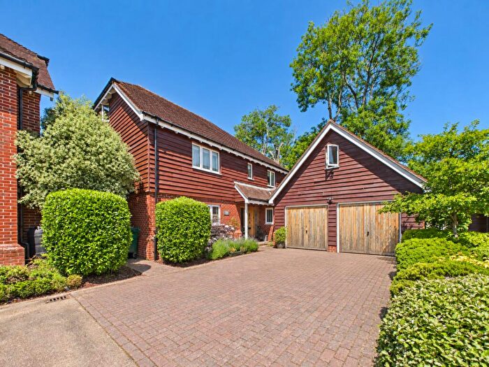 6 Bedroom Detached House For Sale In Field View, Michaelmas Place, Swanmore, Southampton, SO32