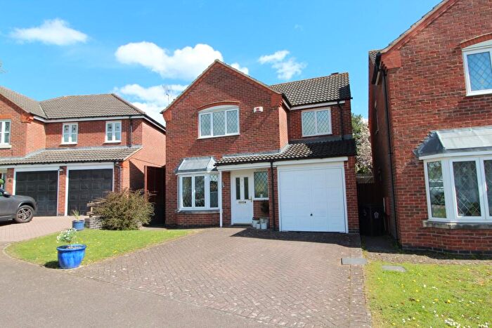 4 Bedroom Detached House For Sale In Bridgemere Close, Leicester, LE2