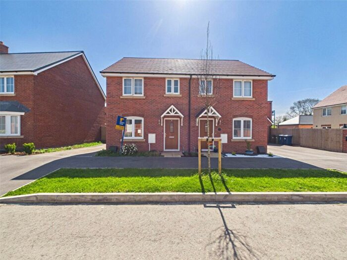 3 Bedroom Semi-Detached House For Sale In Blakehill Drive, Innsworth, Gloucester, Gloucestershire, GL3