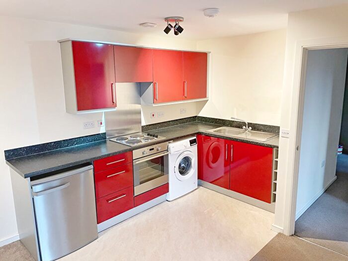 2 Bedroom Flat To Rent In Robinson Road, Ellesmere Port, CH65