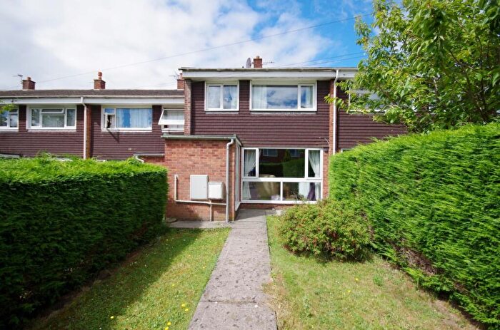 3 Bedroom Terraced House For Sale In Cedar Close, Patchway, Bristol, BS34