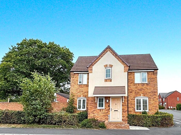 3 Bedroom Detached House For Sale In Porthouse Rise, Bromyard, HR7