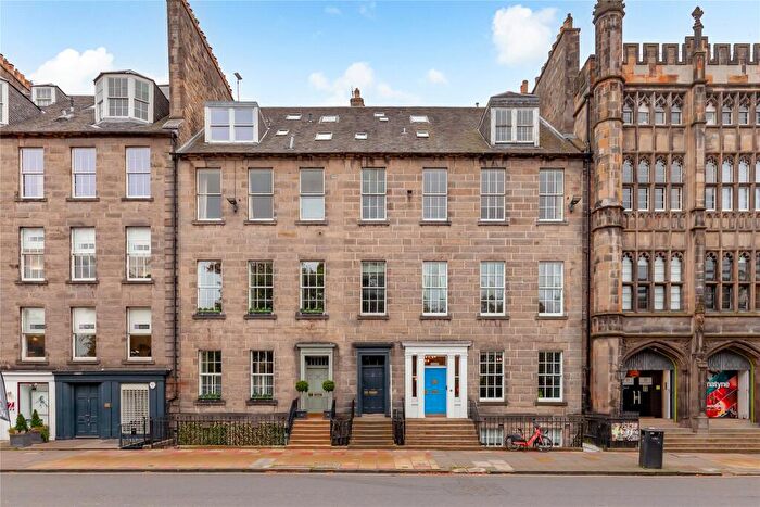 2 Bedroom Apartment For Sale In Queen Street, New Town, Edinburgh, EH2