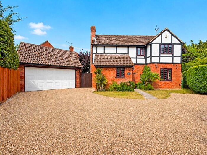 4 Bedroom Detached House For Sale In Hawthorn Road, Hatfield Peverel, Chelmsford, CM3