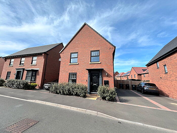 4 Bedroom Detached House For Sale In Rowthorn Street, Drakelow, DE15