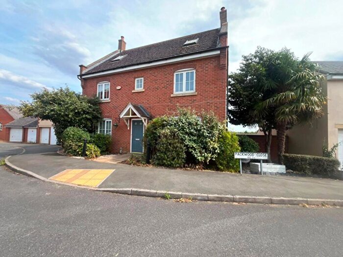 5 Bedroom Detached House For Sale In Packwood Close, Daventry, Northamptonshire, NN11