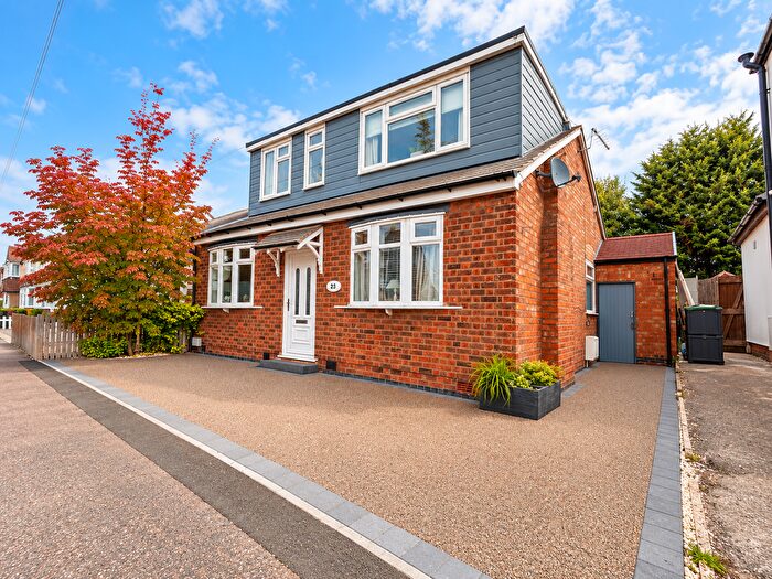 4 Bedroom Semi-Detached House For Sale In Central Avenue, Syston, Leicester, LE7
