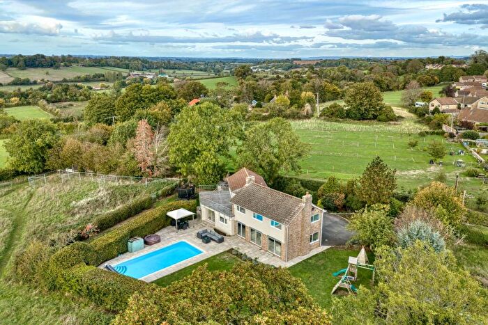 5 Bedroom Detached House For Sale In Leys Lane, Frome, BA11