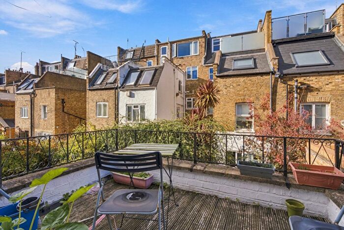 1 Bedroom Flat For Sale In Epirus Road, London, SW6