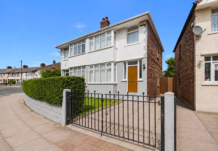 3 Bedroom Semi-Detached House For Sale In Birchfield Road, Edge Hill, L7